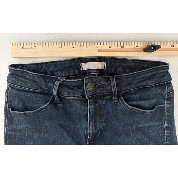 Uniqlo Women’s Tapered Jean Leggings Size 25 (25x25) Dark Wash Mid‎ Rise READ - Picture 4 of 8